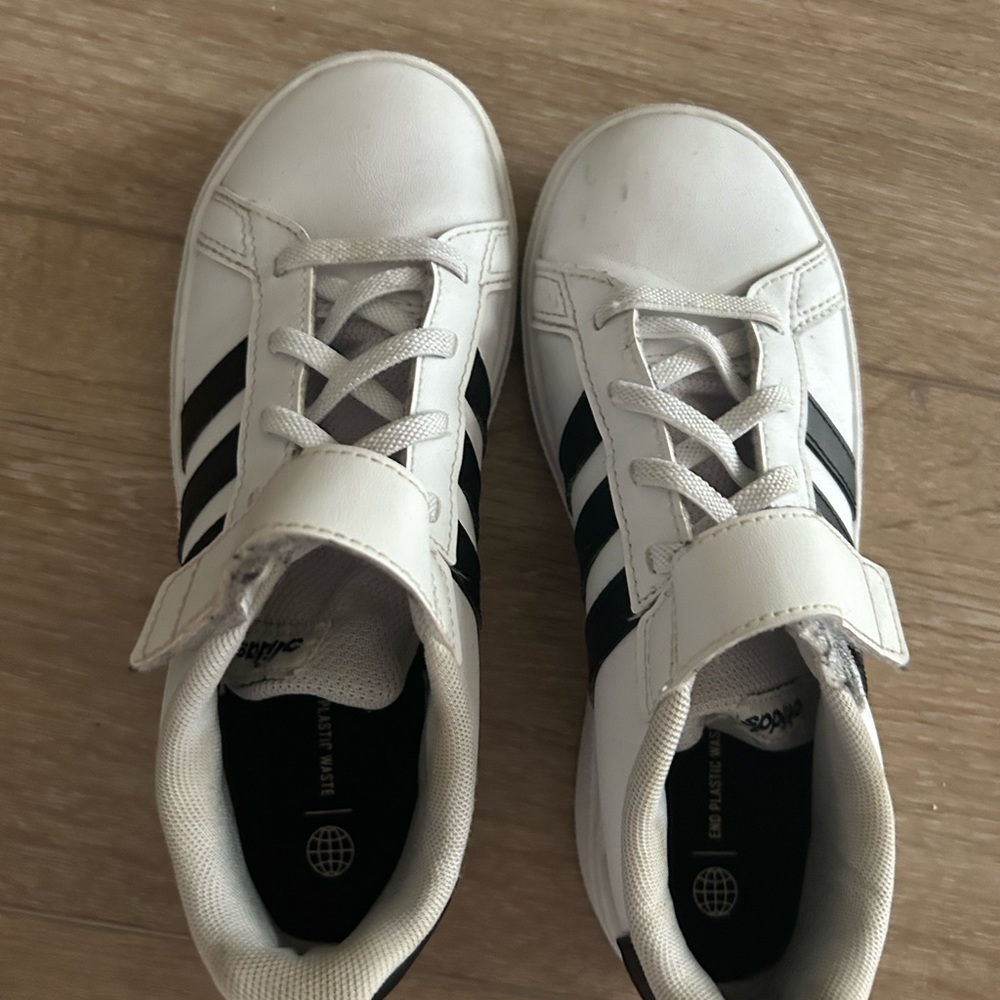 Adidas Strap Sneaker